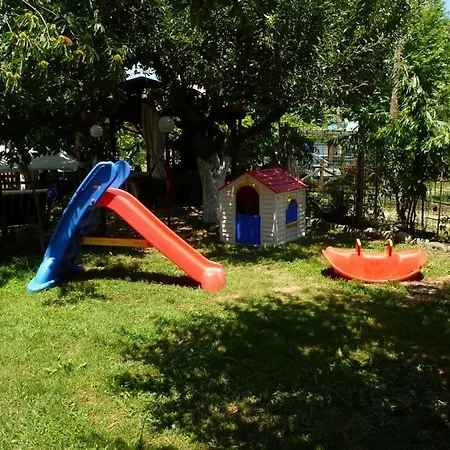 Apartment Helena Paralia Panteleimonos