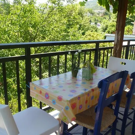 Helena Apartment Paralia Panteleimonos