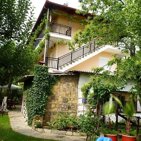 Helena Apartment
