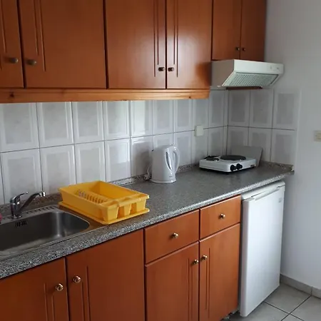 דירה Helena פראליה פנטליימונוס