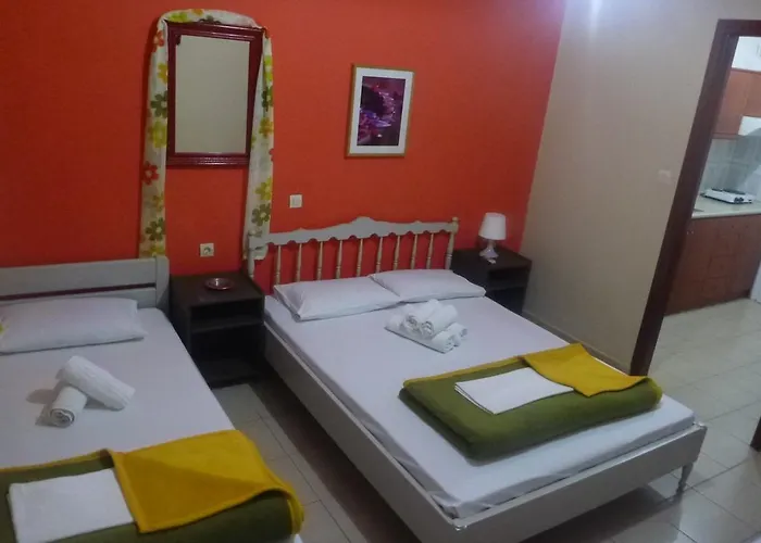 海伦娜公寓 * 帕拉利亚潘塔利莫诺斯