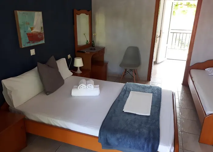 海伦娜公寓 帕拉利亚潘塔利莫诺斯